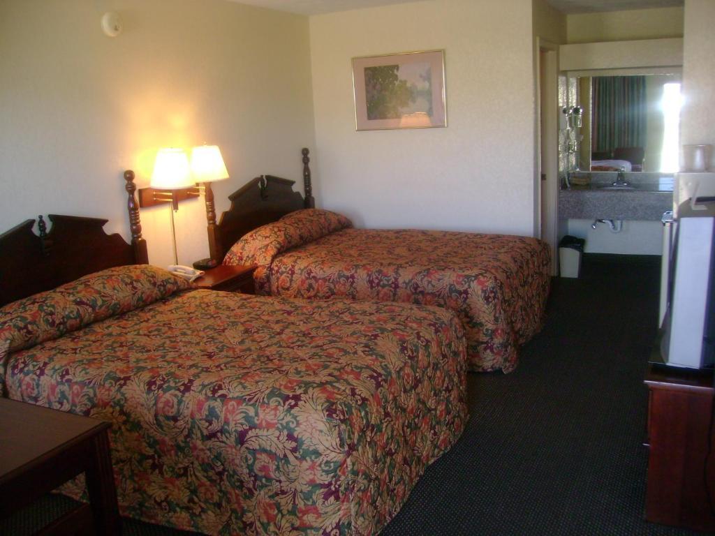 Western Motel Philadelphia Room photo